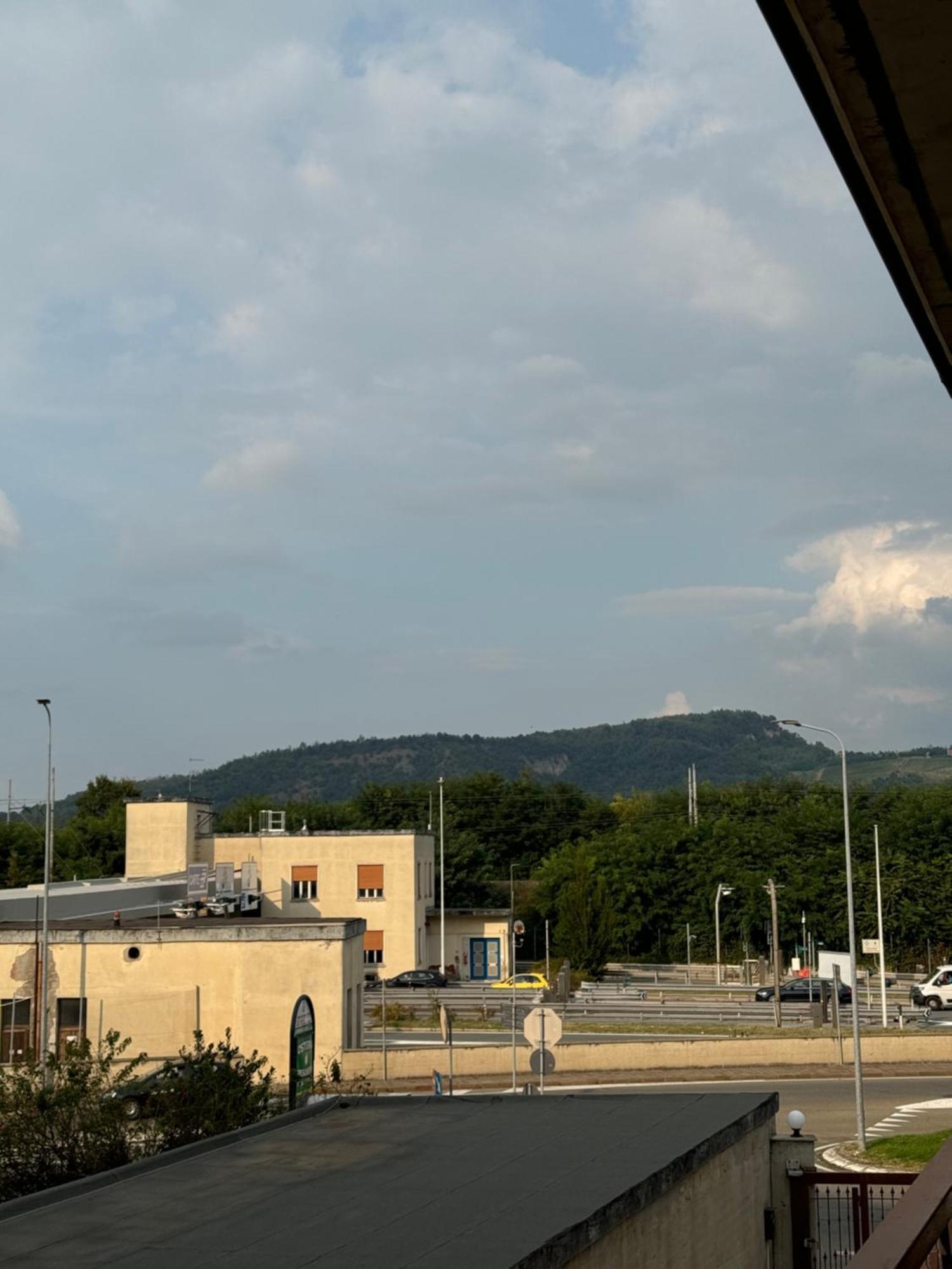 Serravalle Shop&Stay Serravalle Scrivia Zewnętrze zdjęcie